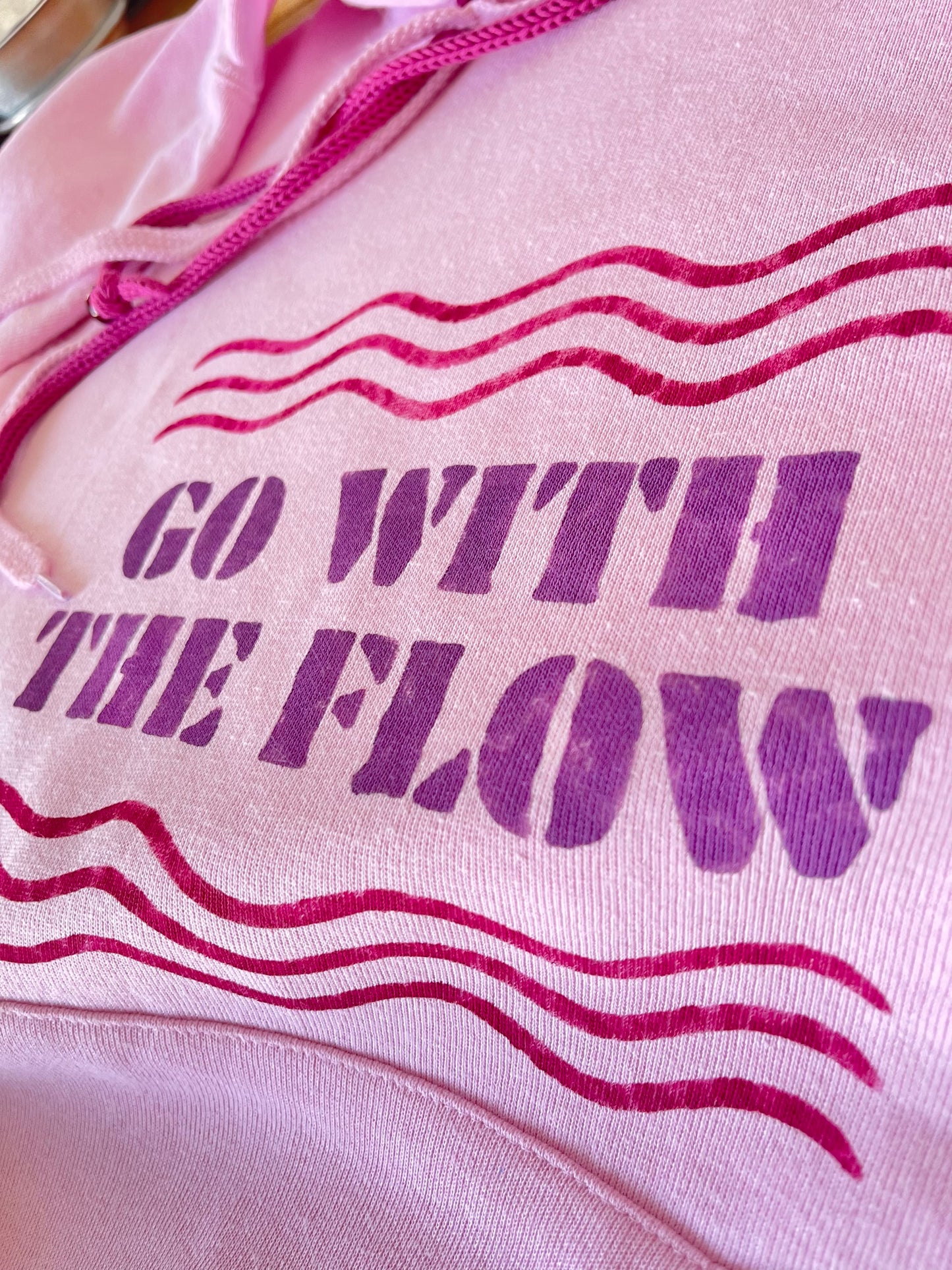 Hoodie vintage M "Go with the flow"