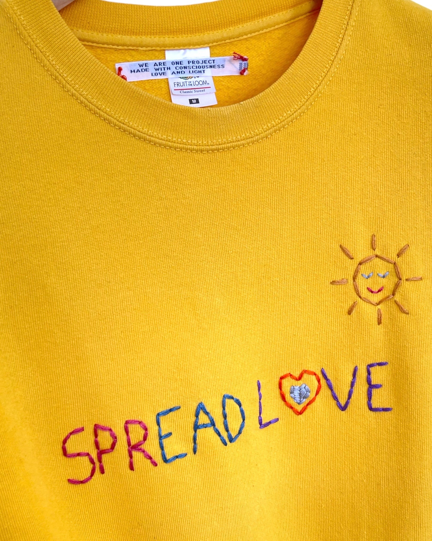 Sweat Vintage Brodé Mantra "Spread Love" M