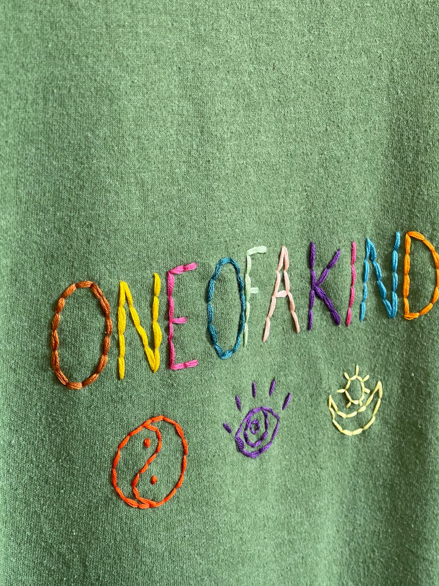 Sweat Vintage Brodé « OneOfTheKind » L