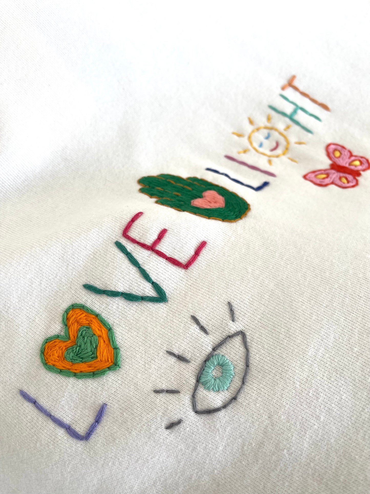 Sweat Vintage Brodé Mantra "Love&Light"