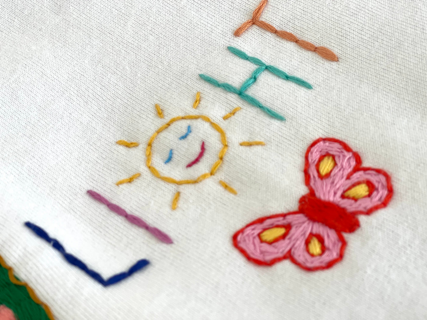 Sweat Vintage Brodé Mantra "Love&Light"