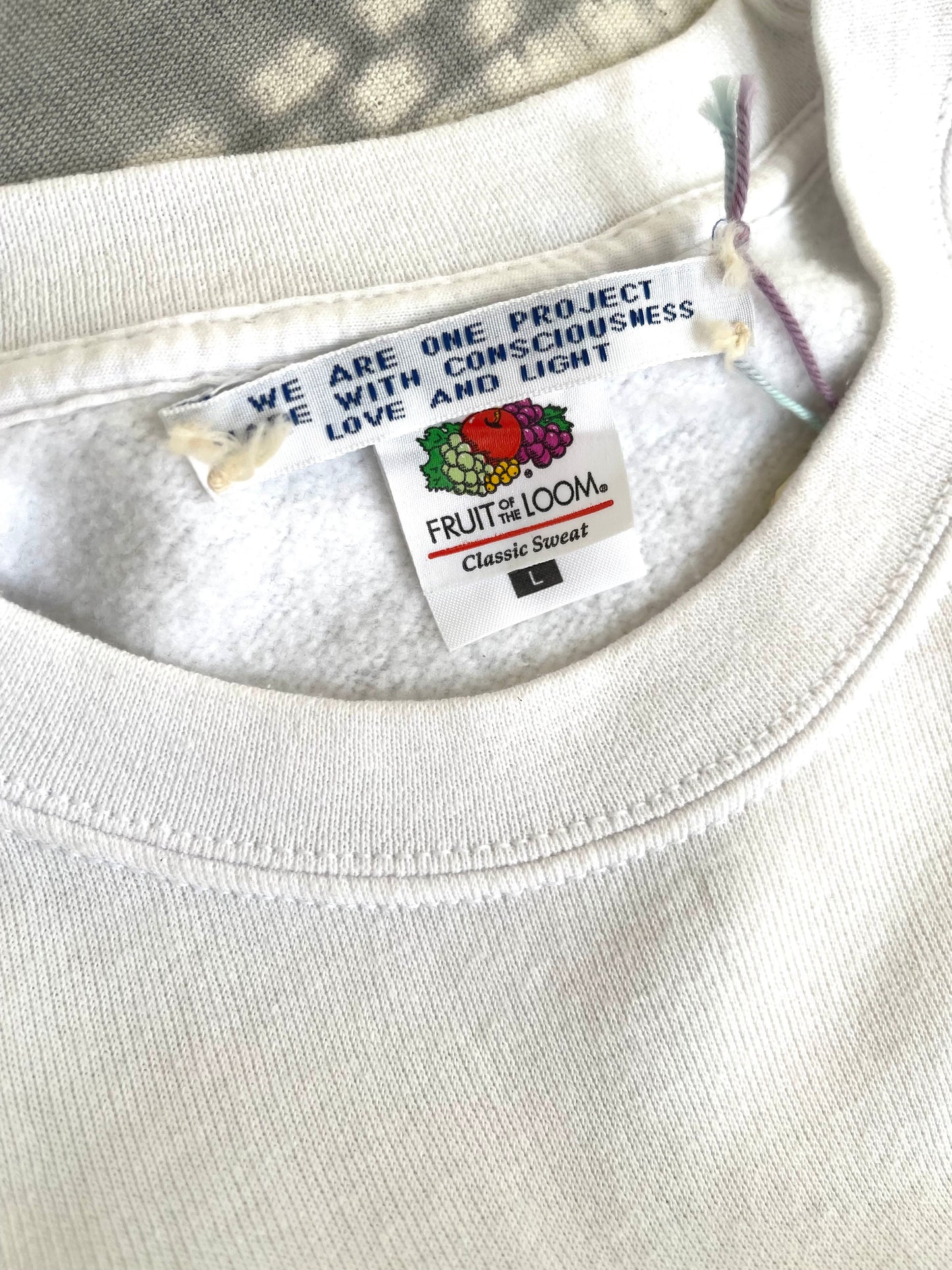 Sweat Vintage Brodé Mantra "Love&Light"