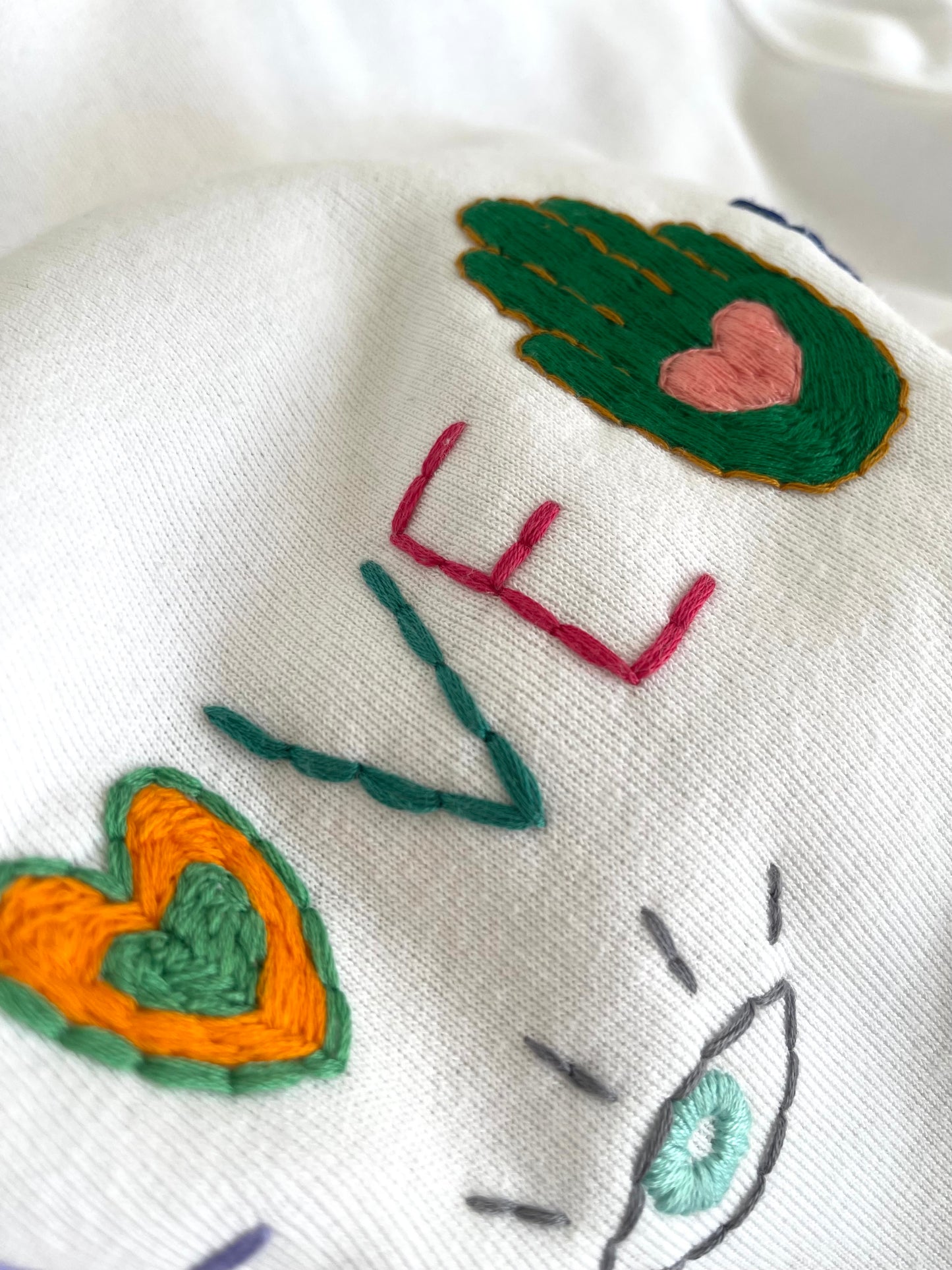 Sweat Vintage Brodé Mantra "Love&Light"