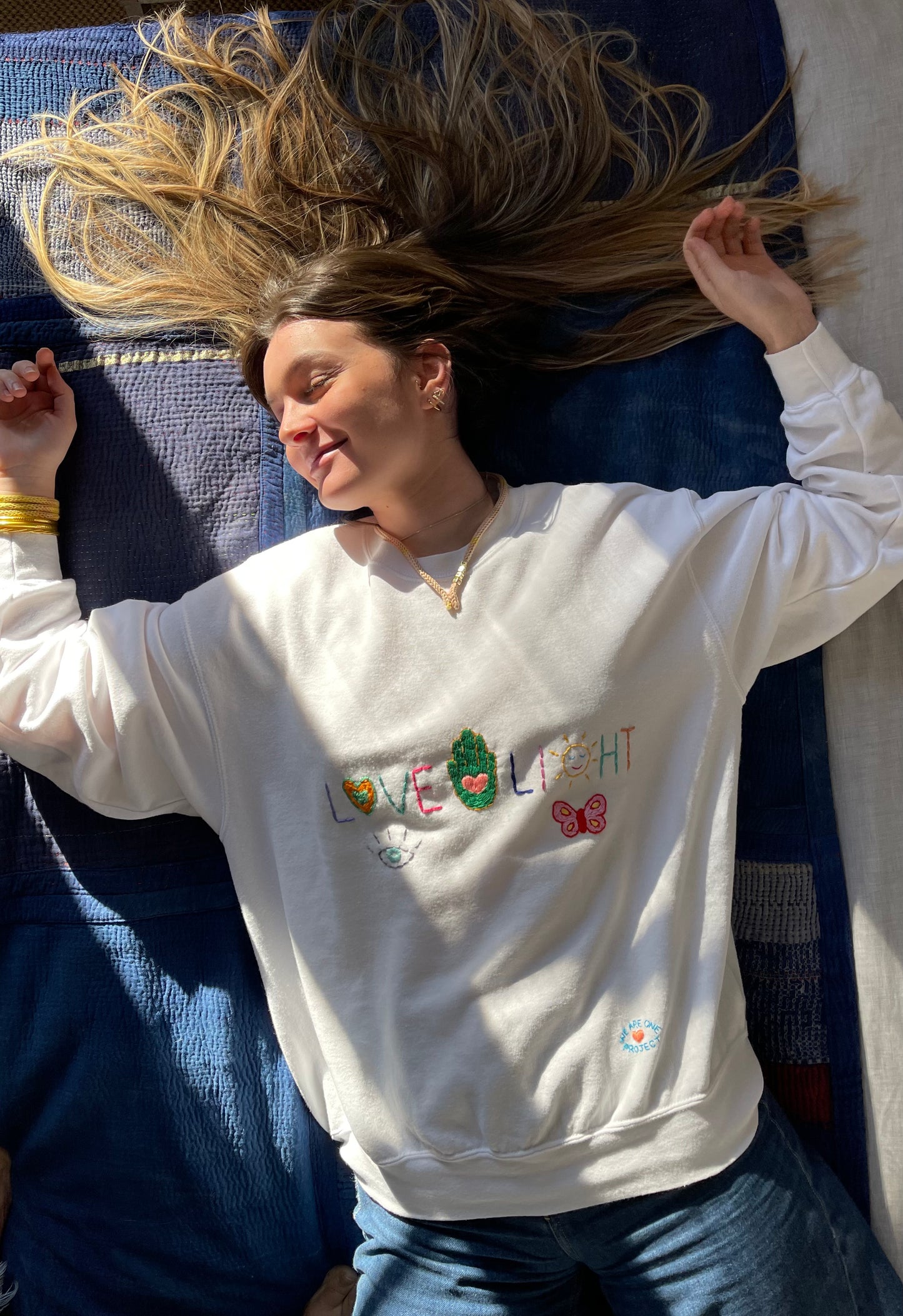 Sweat Vintage Brodé Mantra "Love&Light"