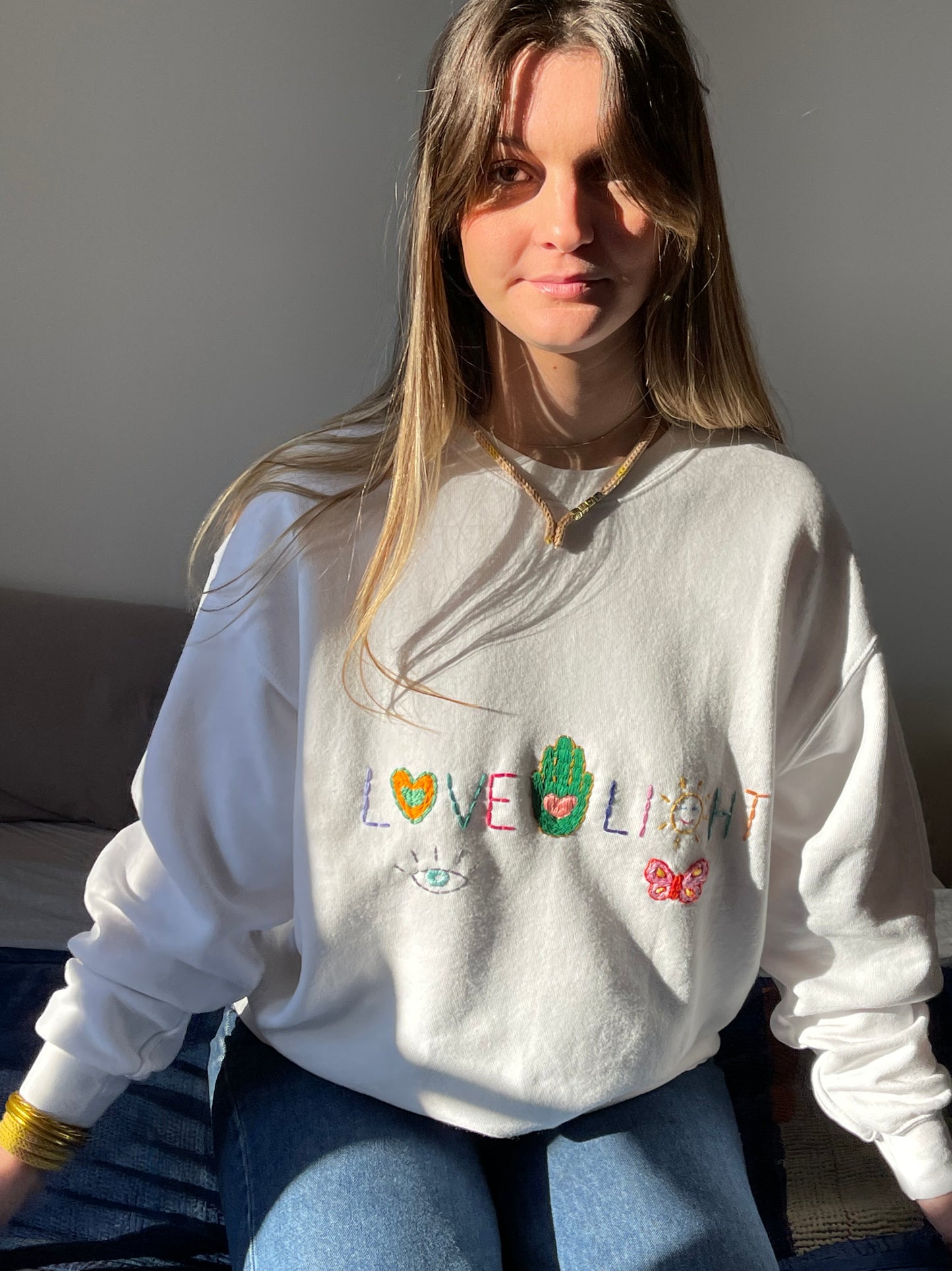 Sweat Vintage Brodé Mantra "Love&Light"