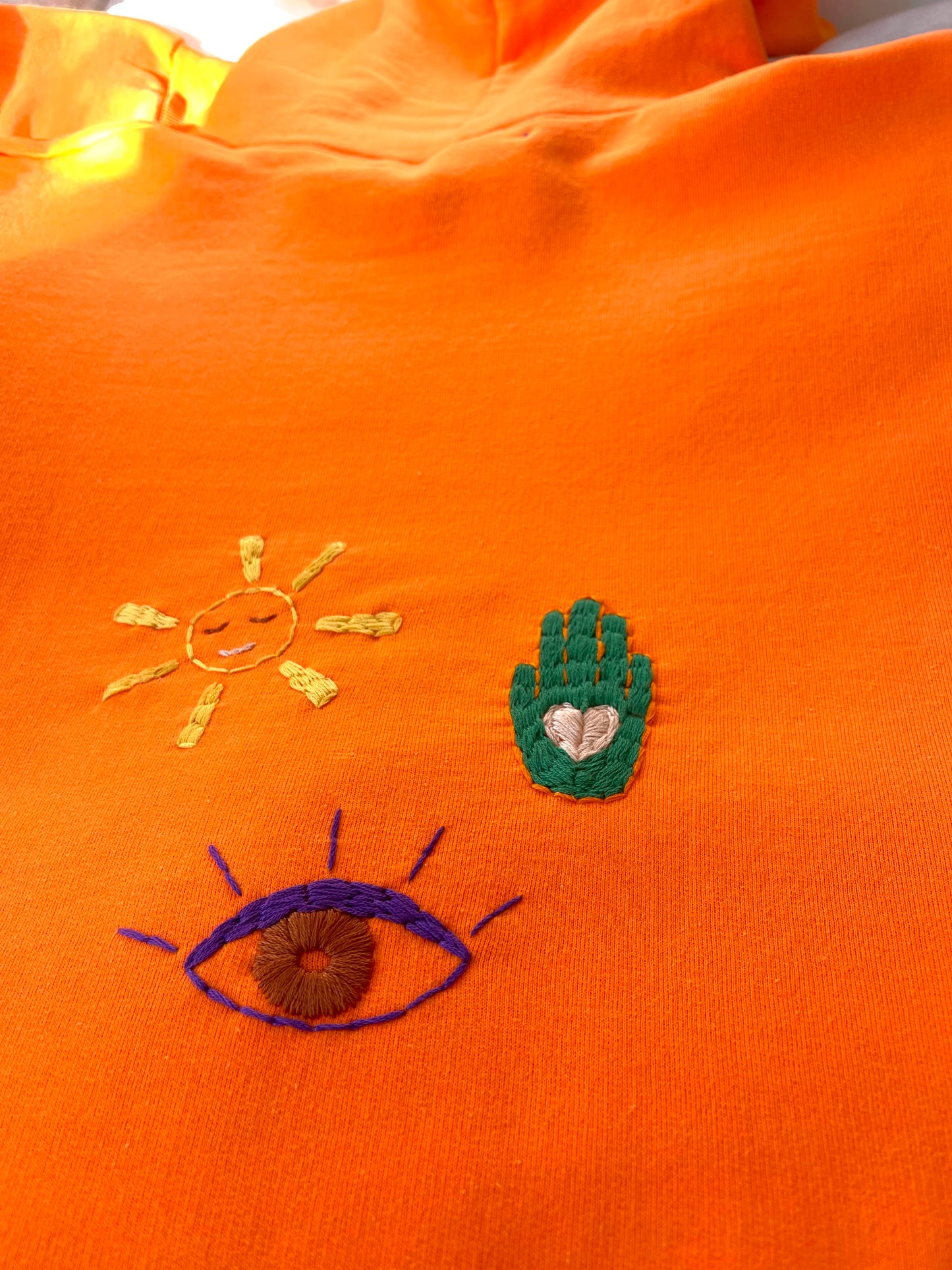Hoodie Vintage Brodé Mantra "WeAreOne" Oversize