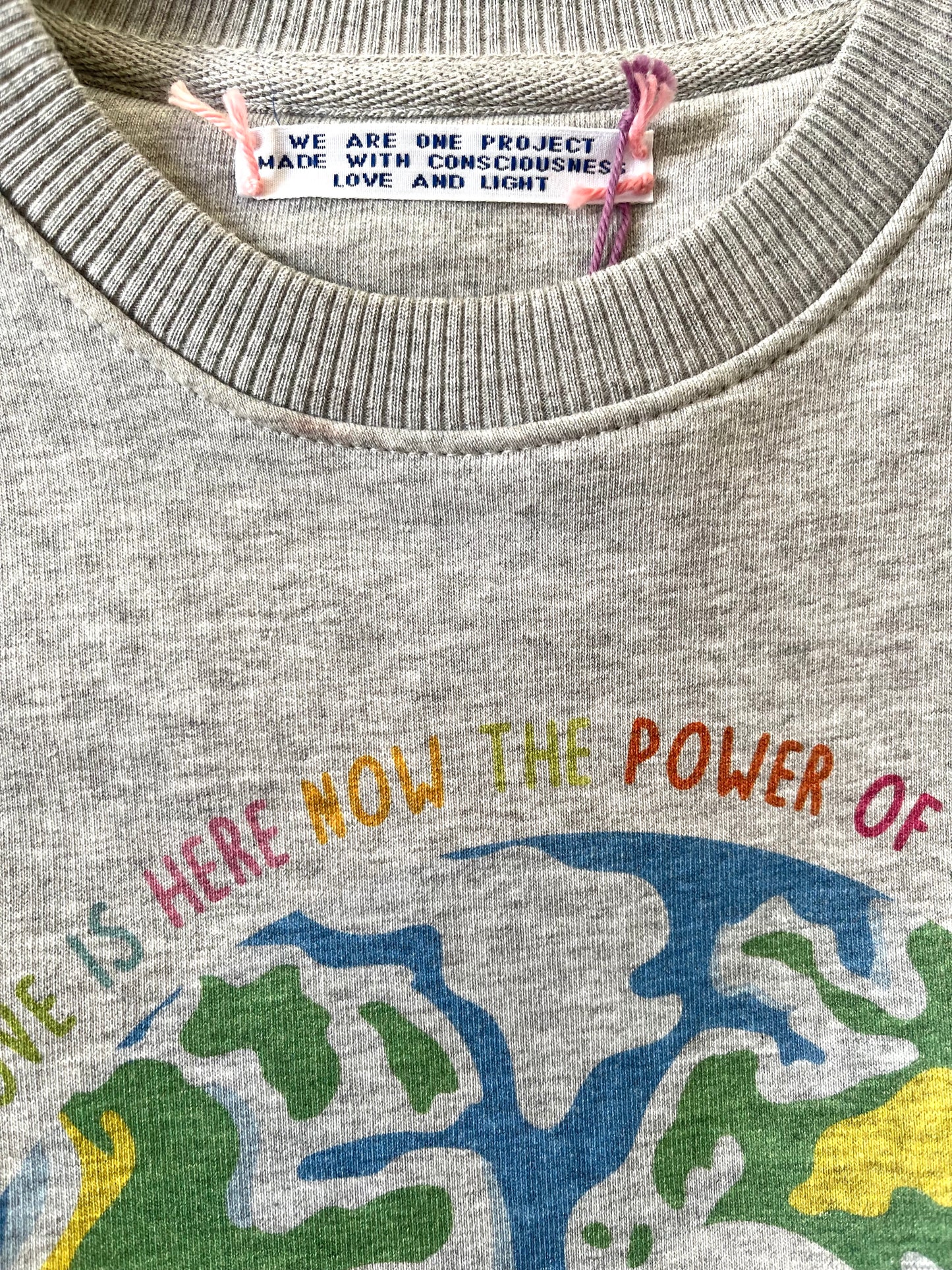 SWEAT oversize "We Are One"