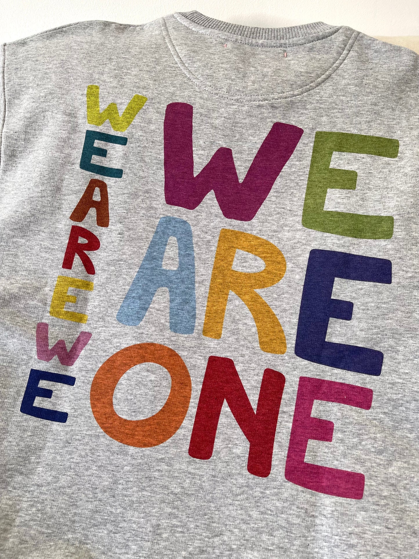SWEAT oversize "We Are One"