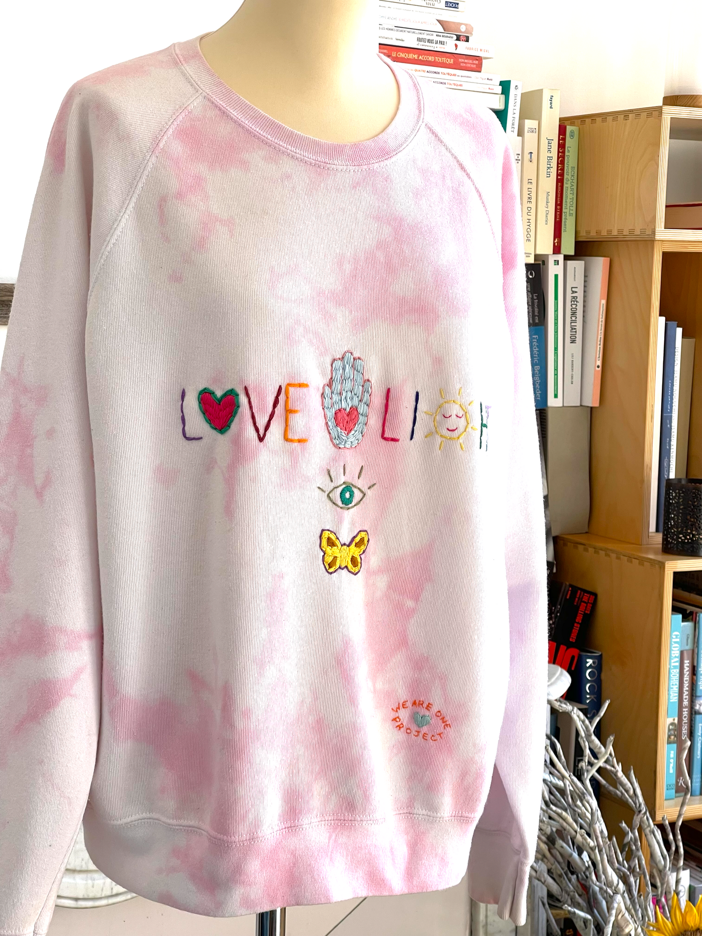 Sweat Vintage Brodé Mantra "Love&Light"
