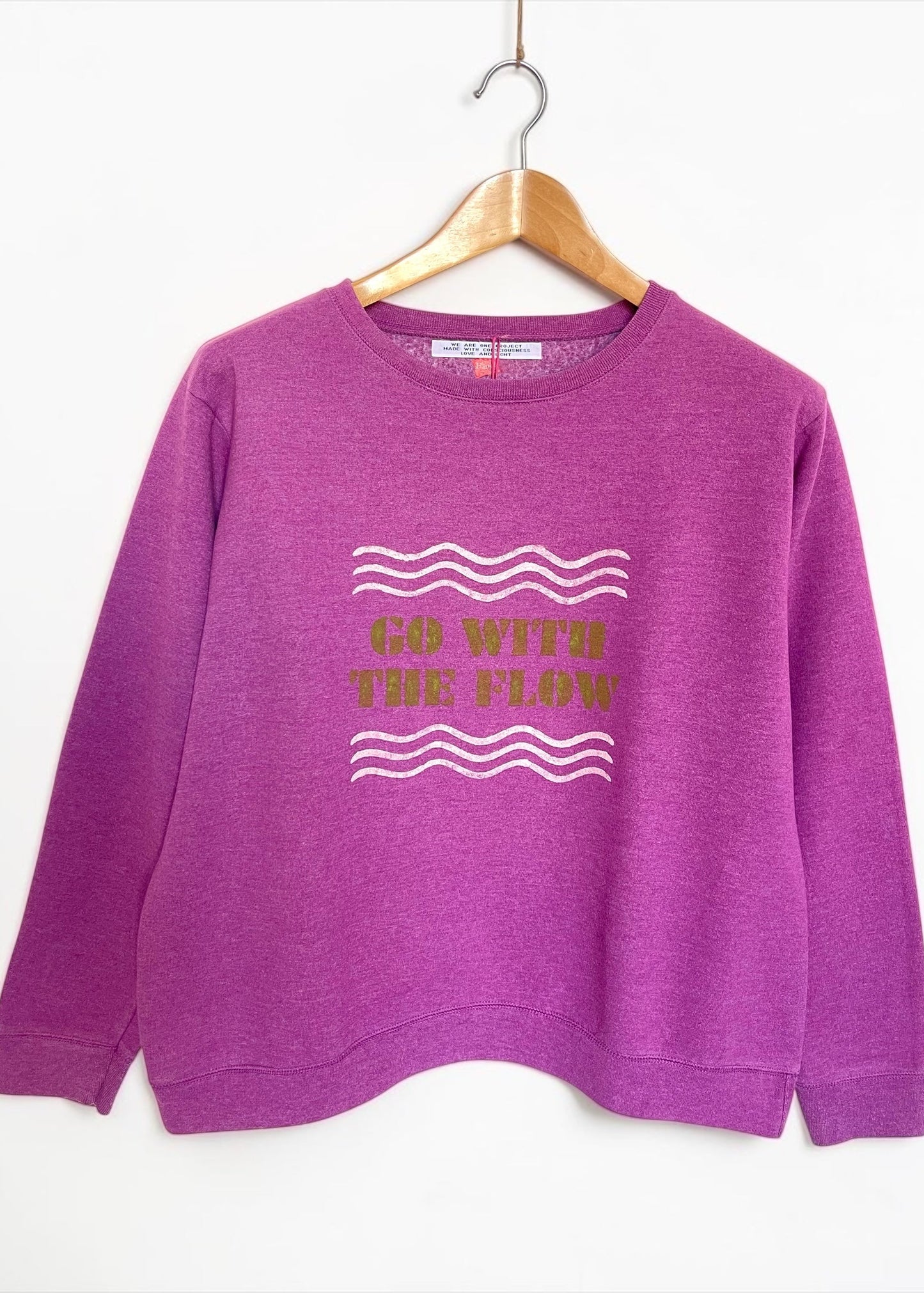 Sweat vintage M/L "Go with the flow"