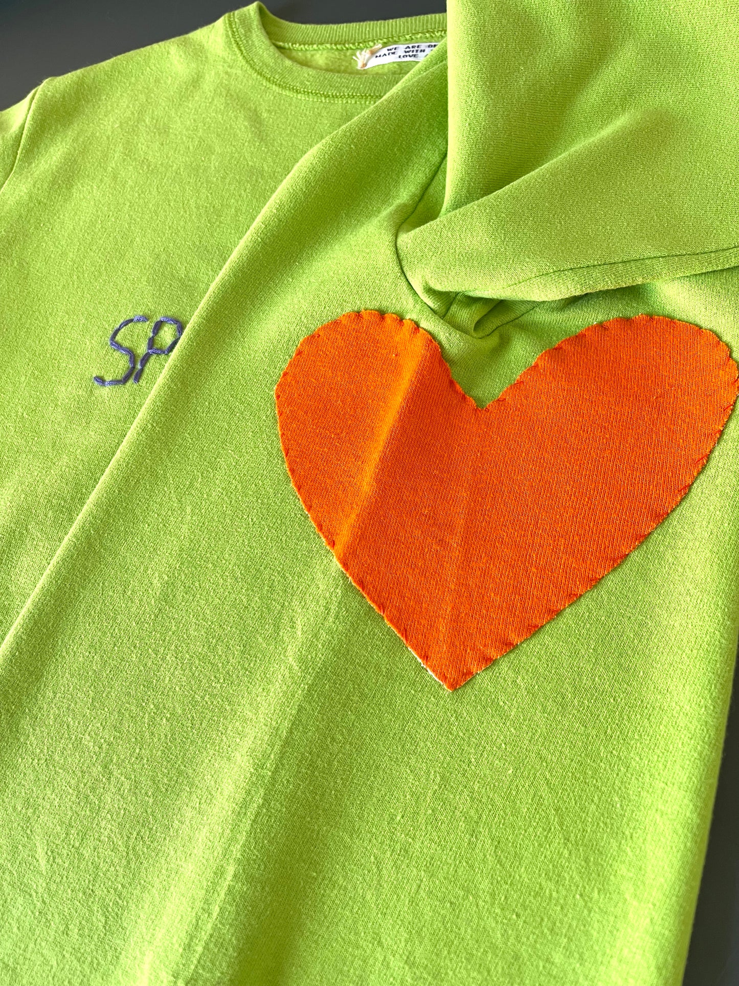 Sweat Vintage brodé Mantra M « Spread love »