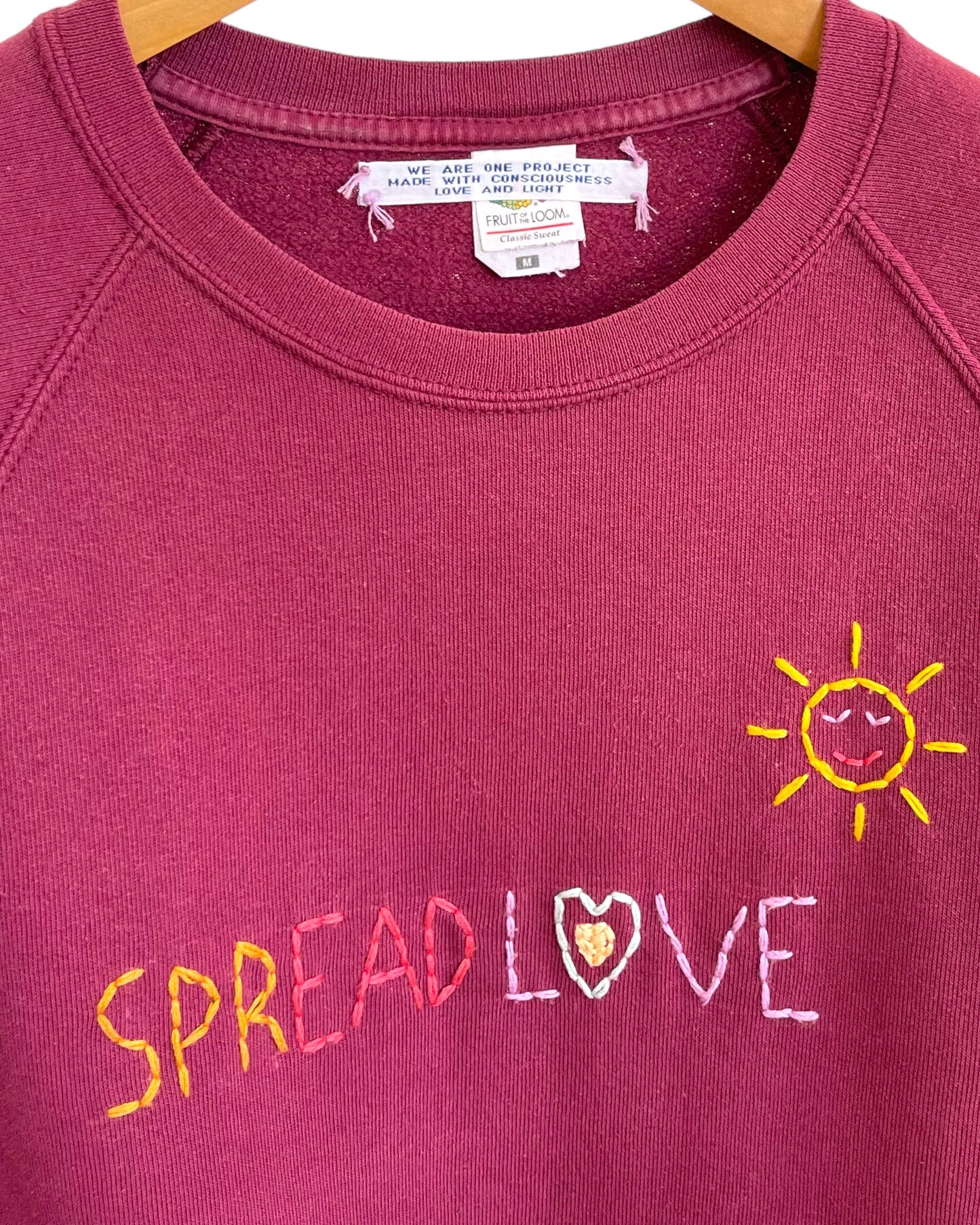 Sweat Vintage Brodé Mantra "Spread Love" new M