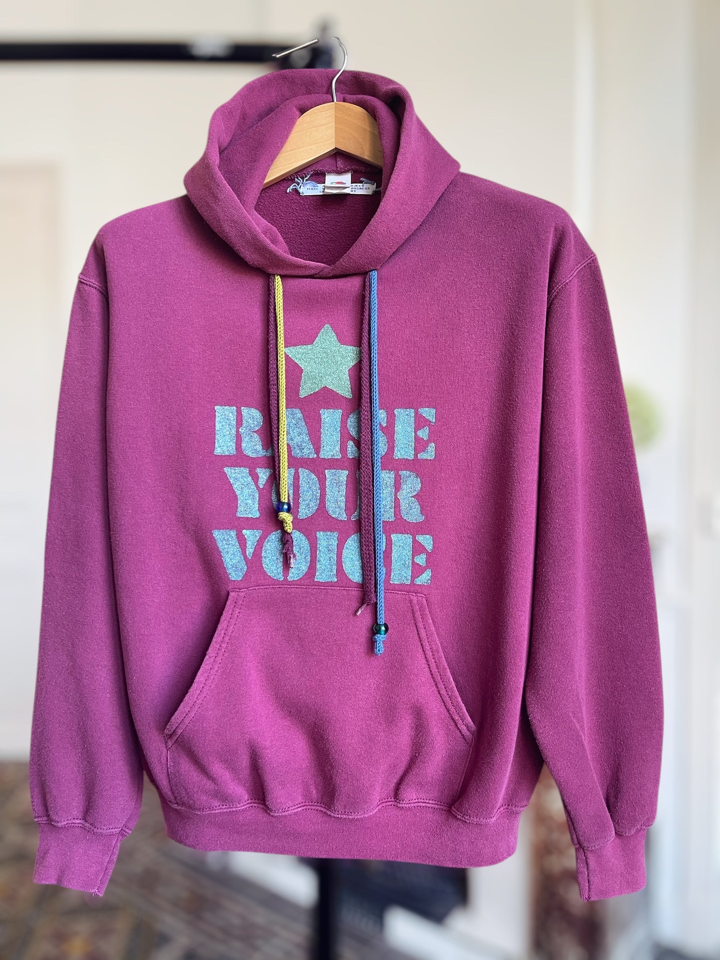 RAISE YOUR VOICE hoodie vintage M
