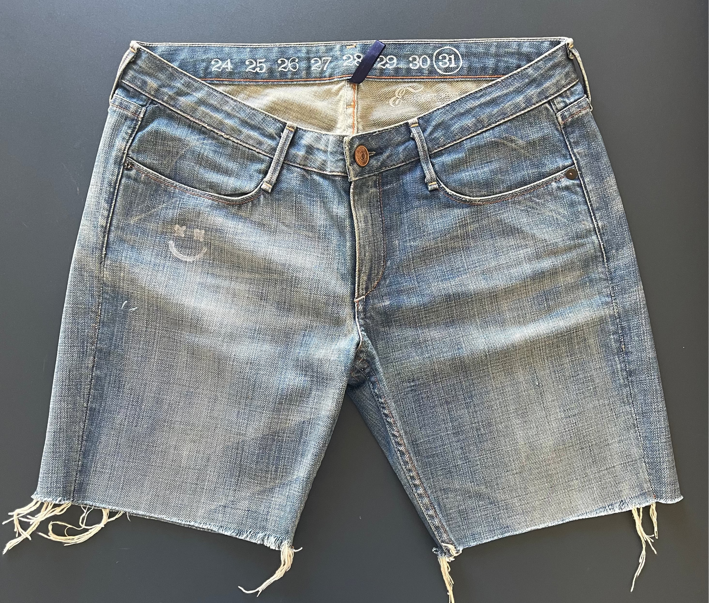 Short vintage 31/US "Coeur"