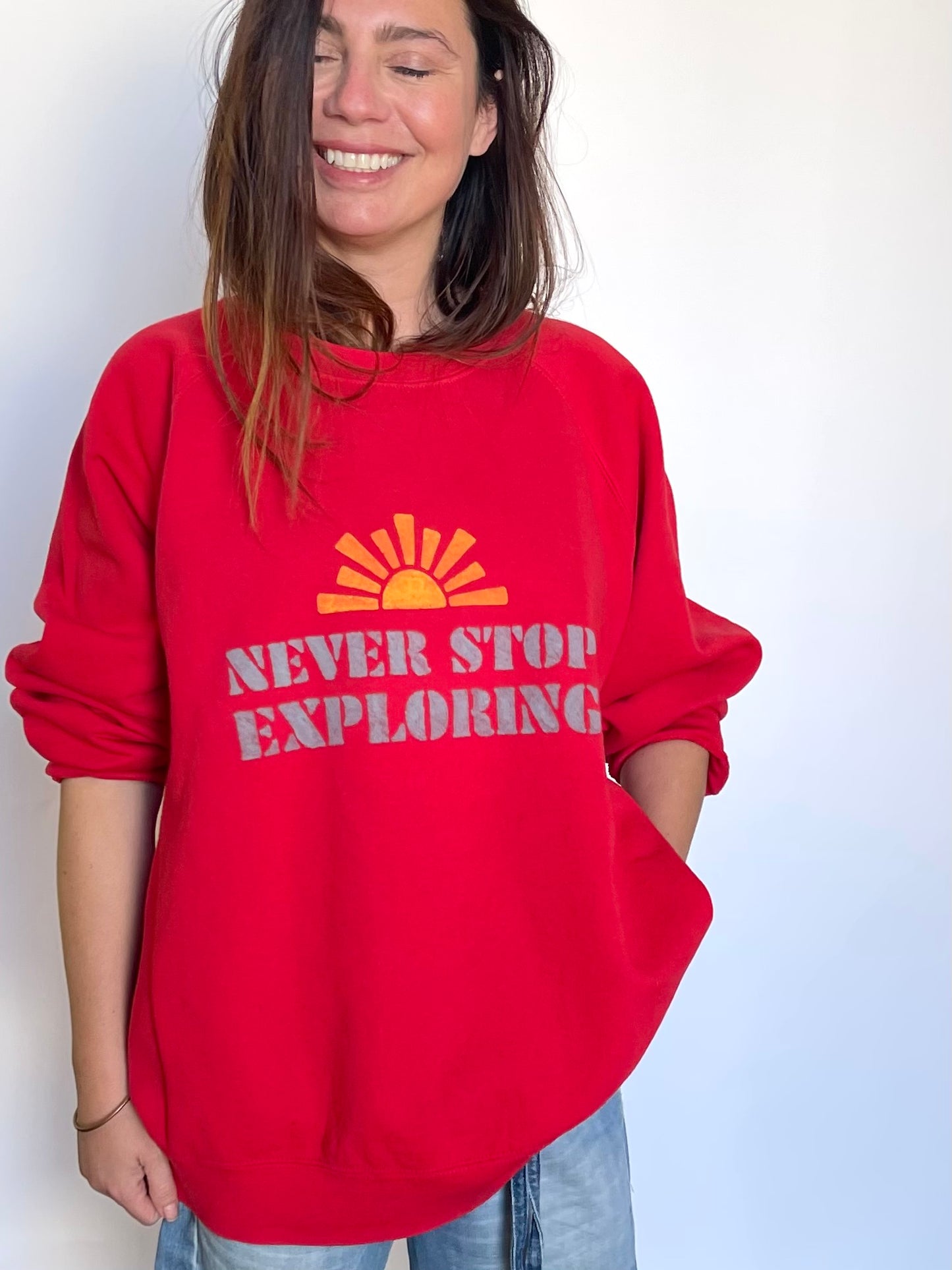 Sweat vintage XXL "Never stop exploring"