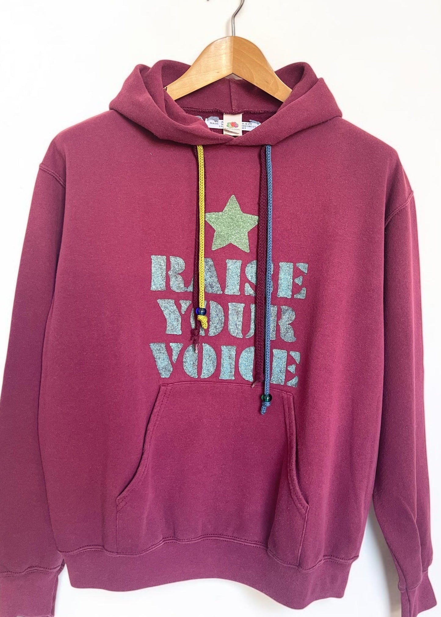 Hoodie vintage M "Raise your voice"