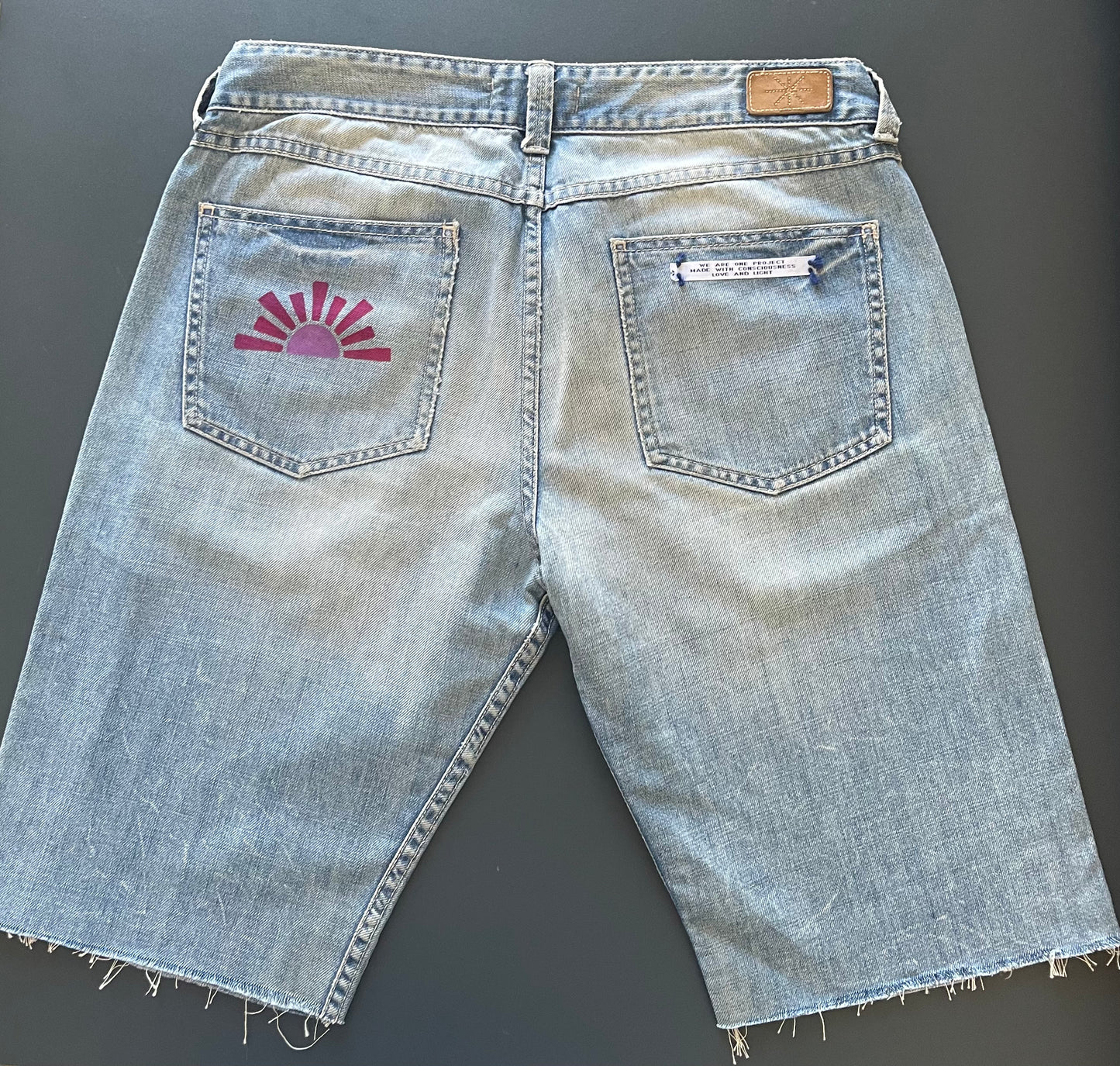 Short vintage 40FR "Sunrise"