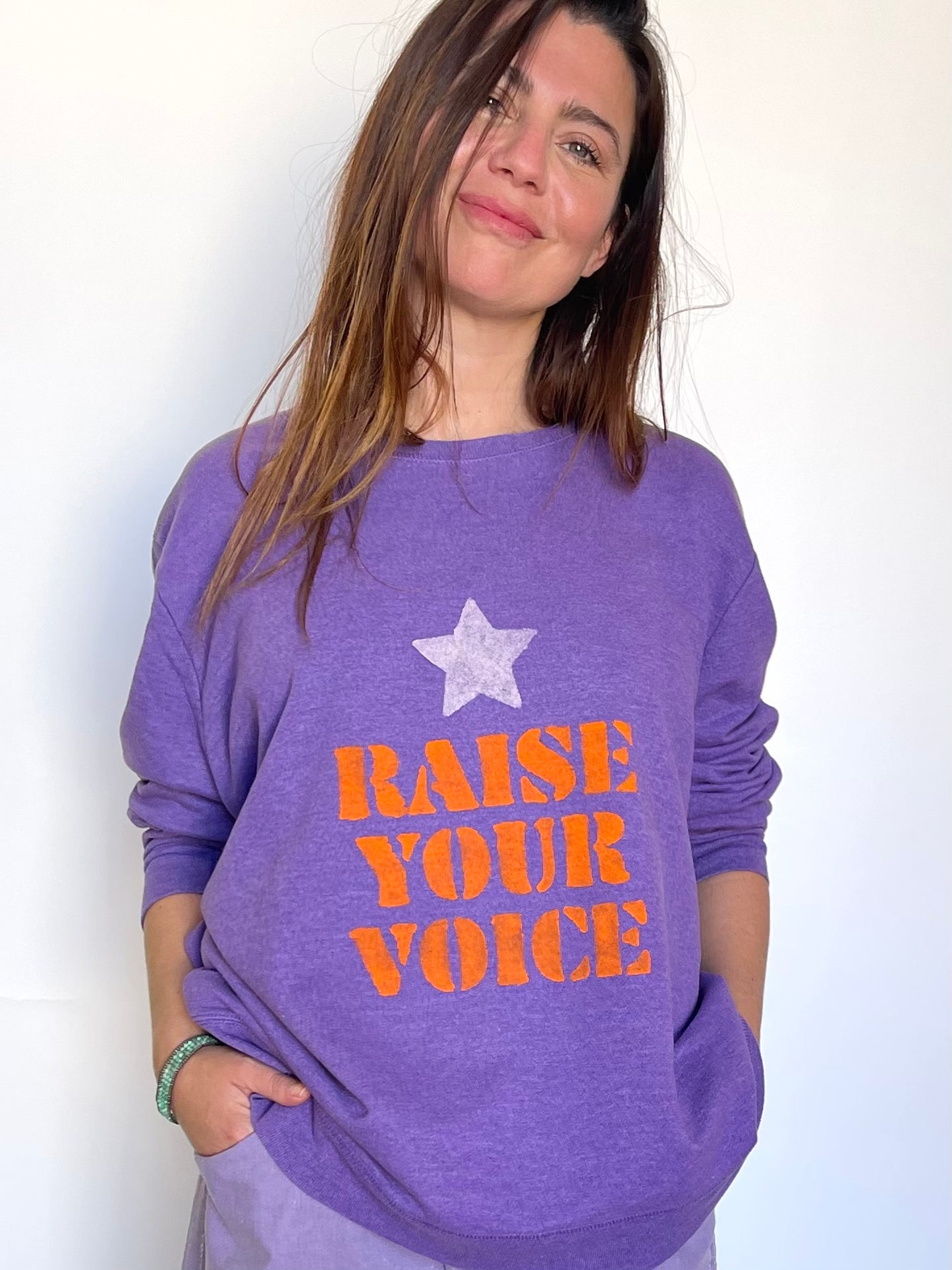 Sweat vintage XXL "Raise your voice"