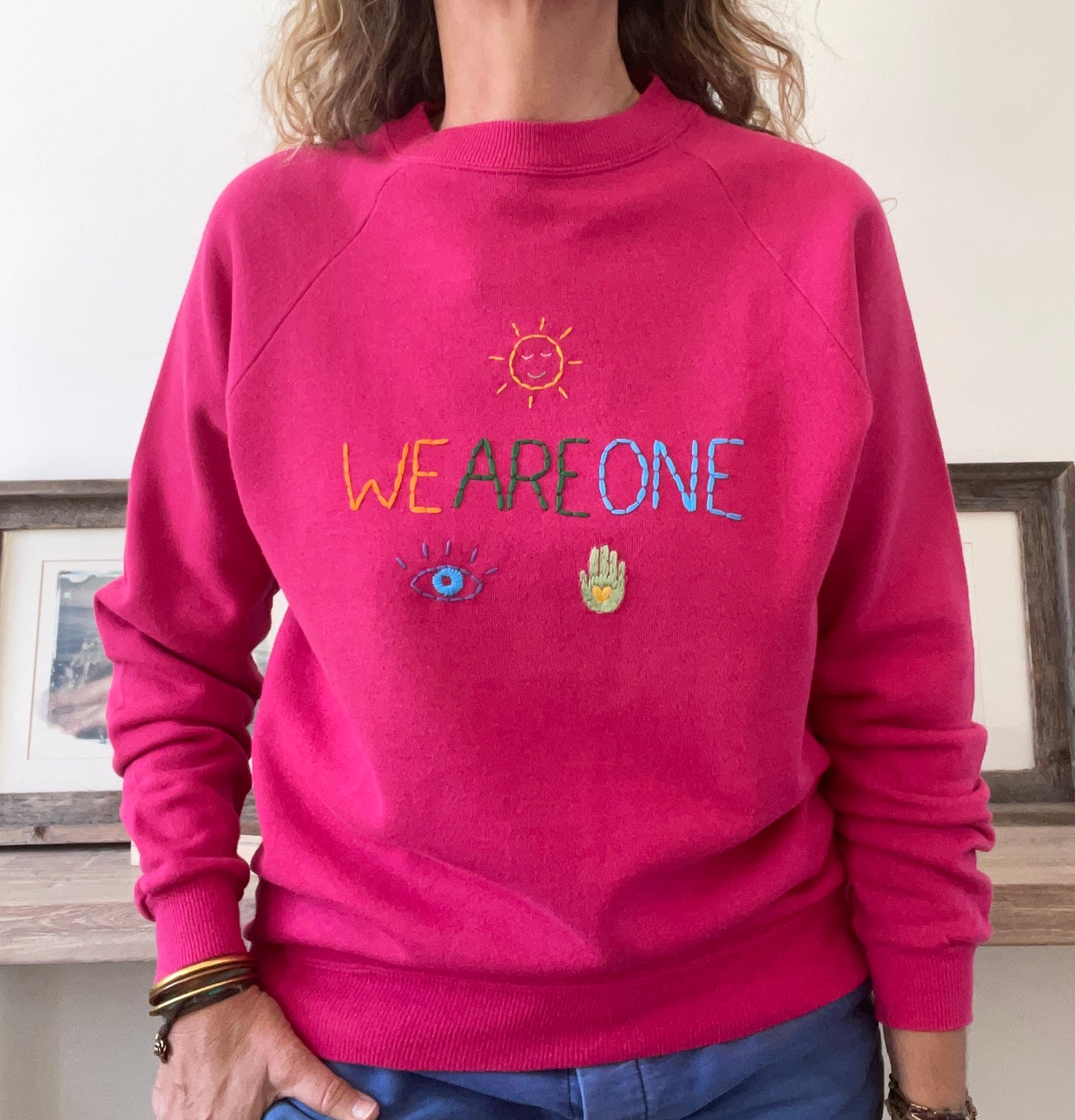 Sweat Vintage Brodé Mantra "WeAreOne" M