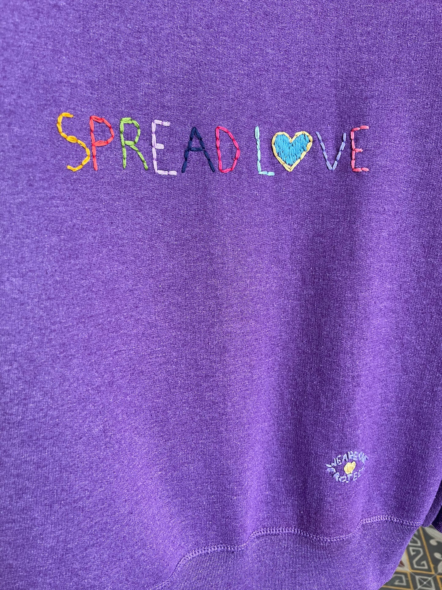 Sweat Vintage Brodé Mantra "Spread Love" L