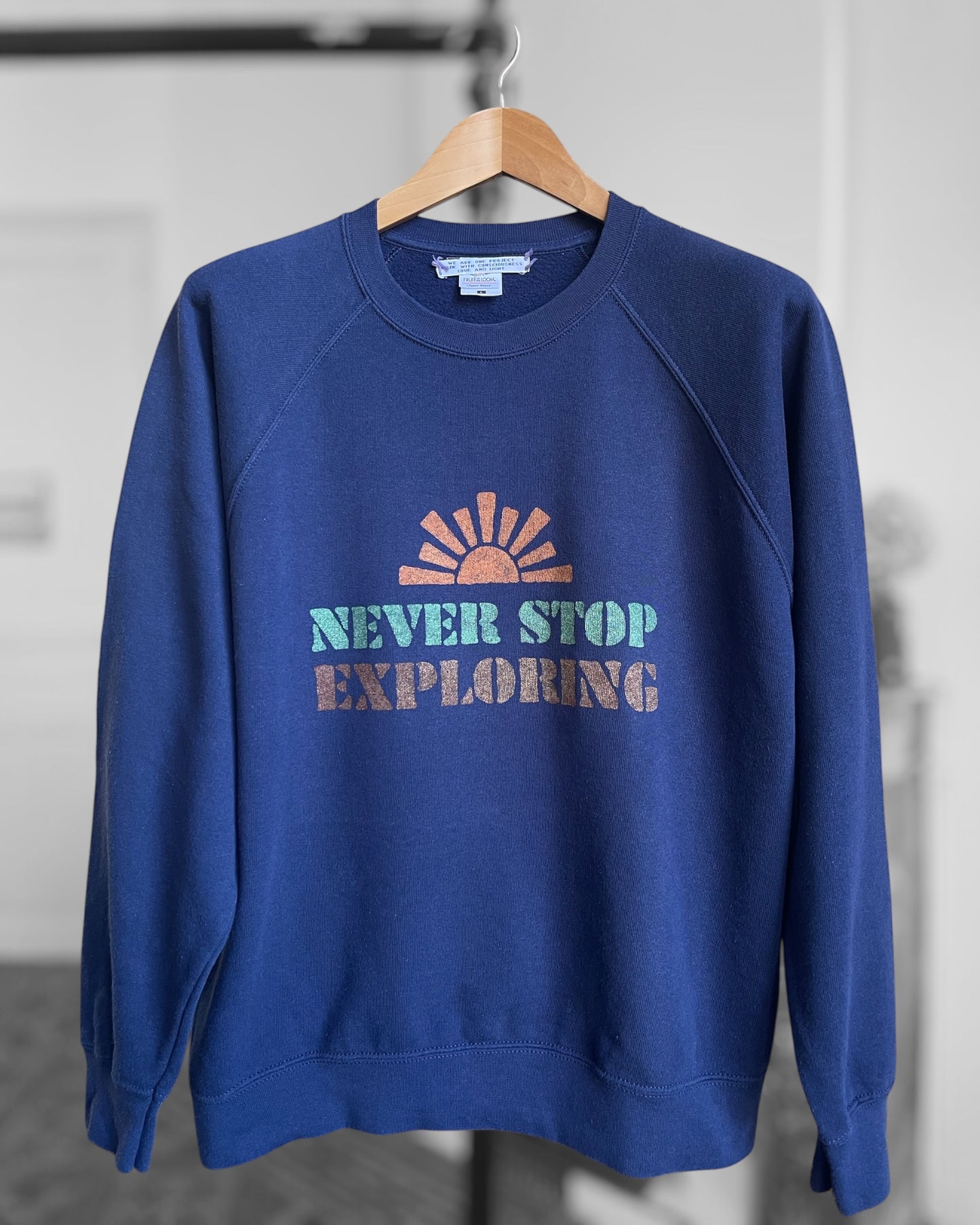 NEVER STOP EXPLORING sweat vintage L