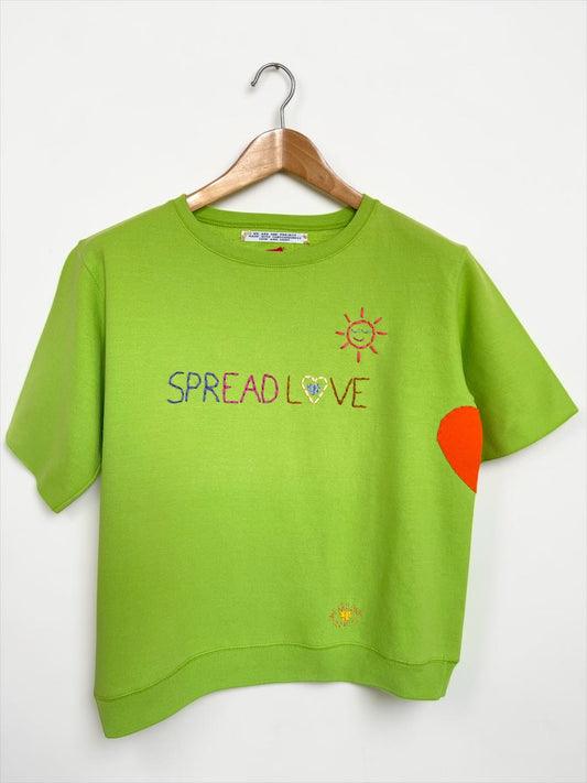 sweat vintage customisé brodé main mantra "spread love" - we are one project